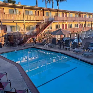 2* Zajazd Seahorse Manhattan - Lax